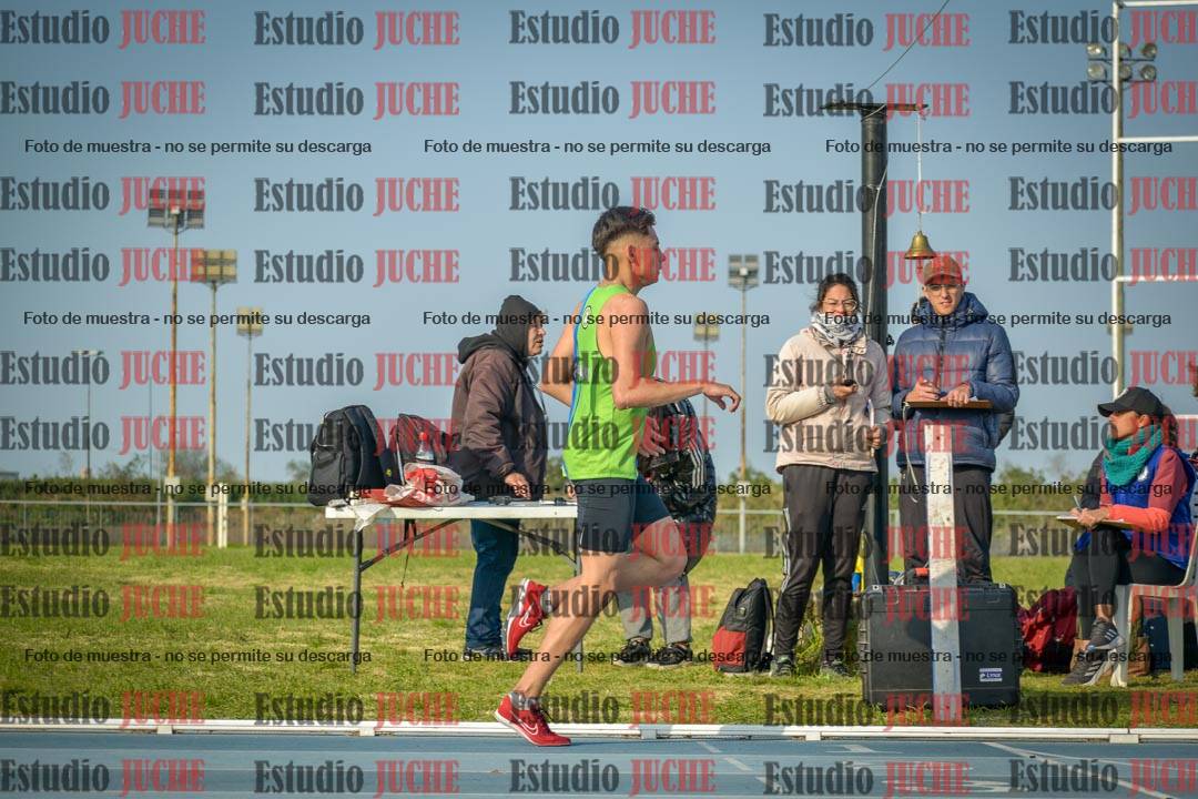 Fotos de los 3000 m llanos de varones