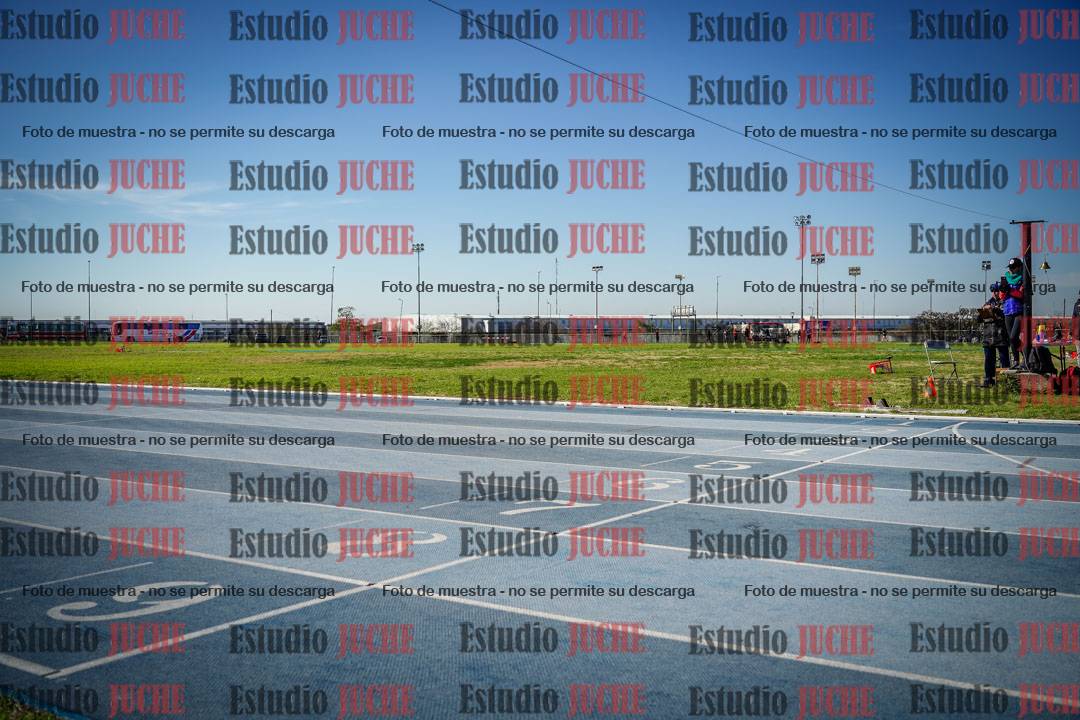 Fotos de los 400 m llanos de varones
