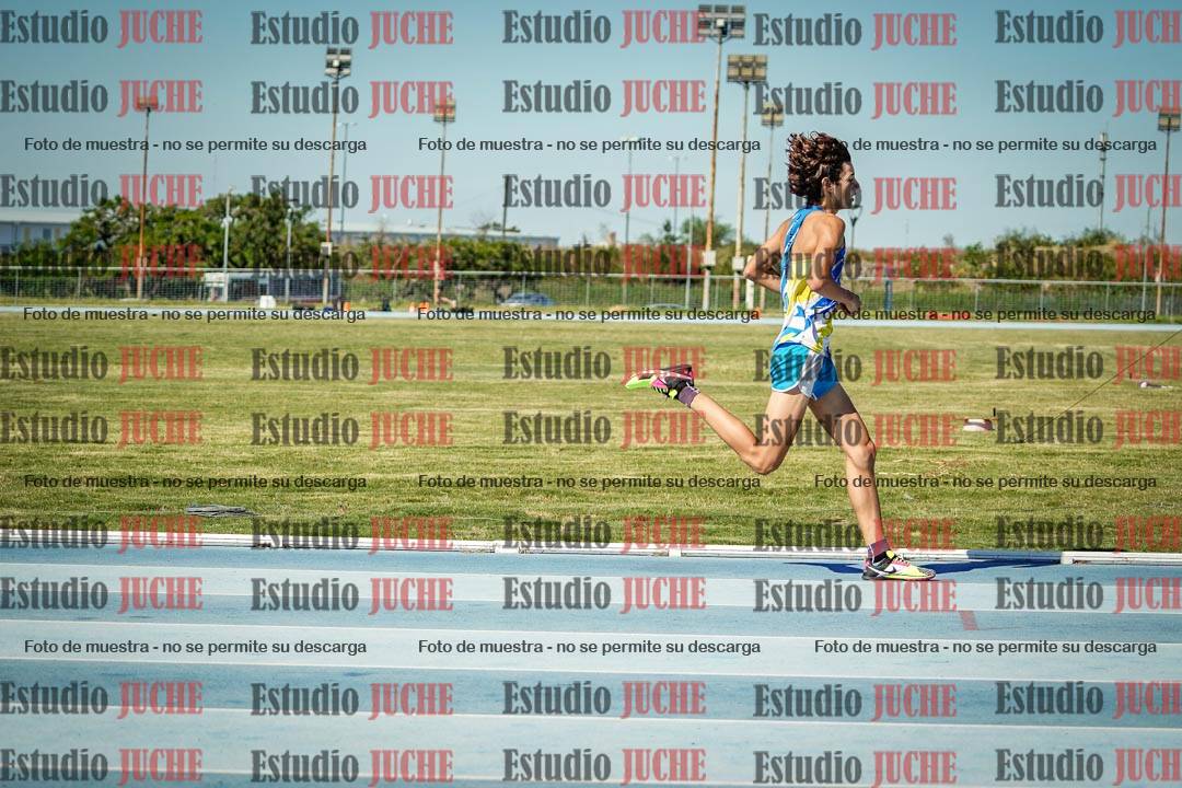 Fotos de los 600 m llanos de varones