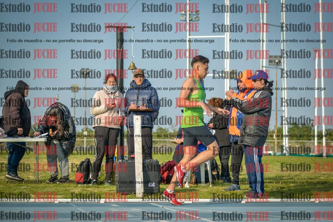 Fotos de los 3000 m llanos de varones