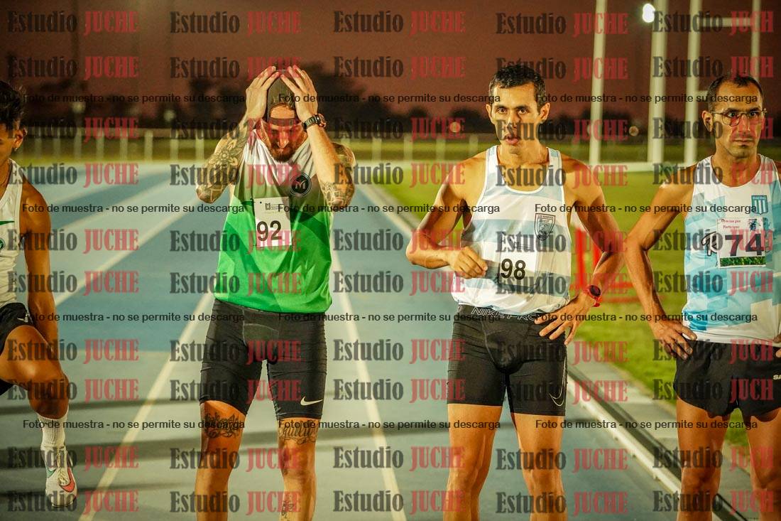 Fotos de los 3000 m llanos de varones