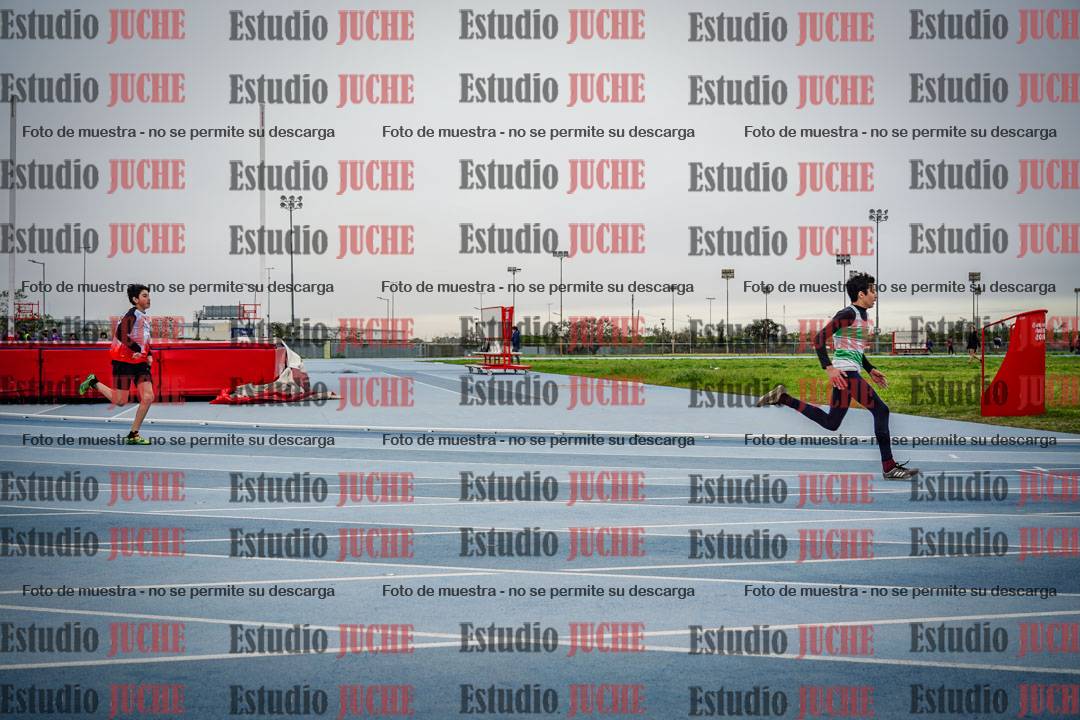 Fotos de los 150 m llanos de varones - U14