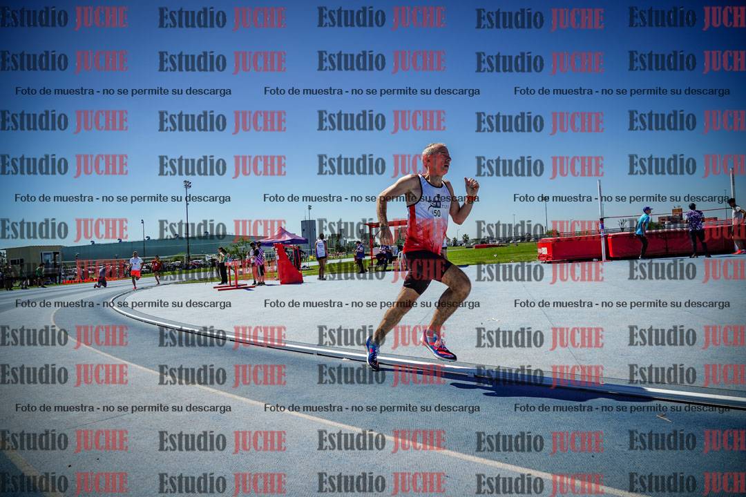 Fotos de los 800 m llanos de varones