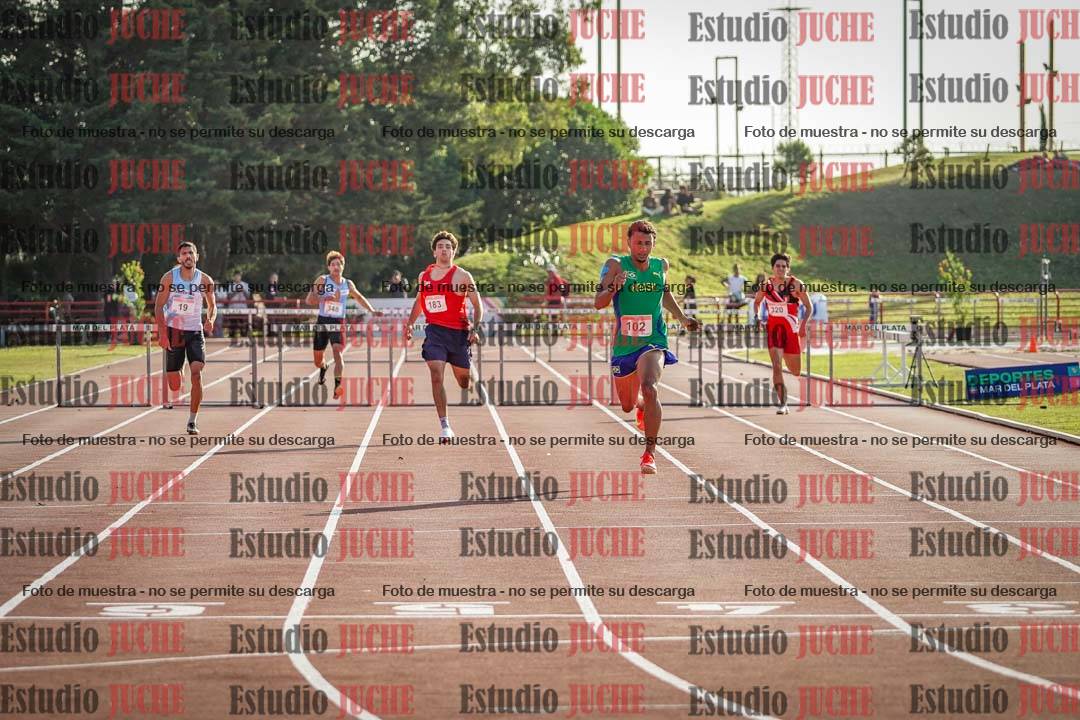 Fotos de los 400 m con vallas de varones