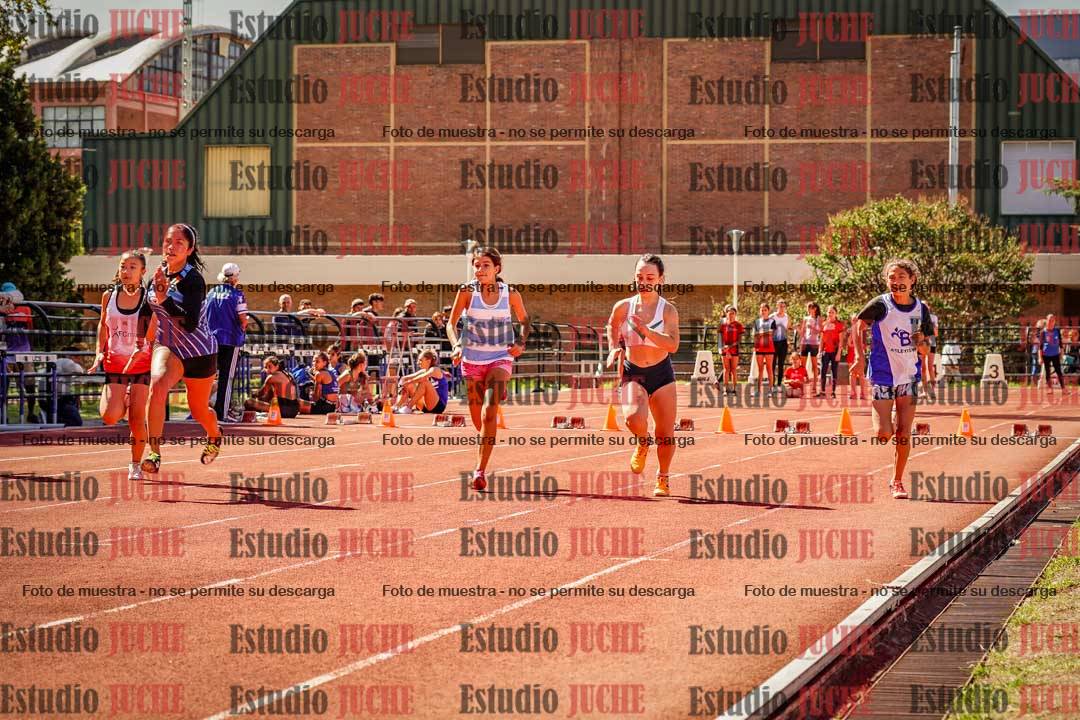 Fotos de los 80 m llanos de mujeres