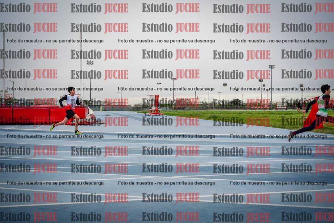 Fotos de los 150 m llanos de varones - U14