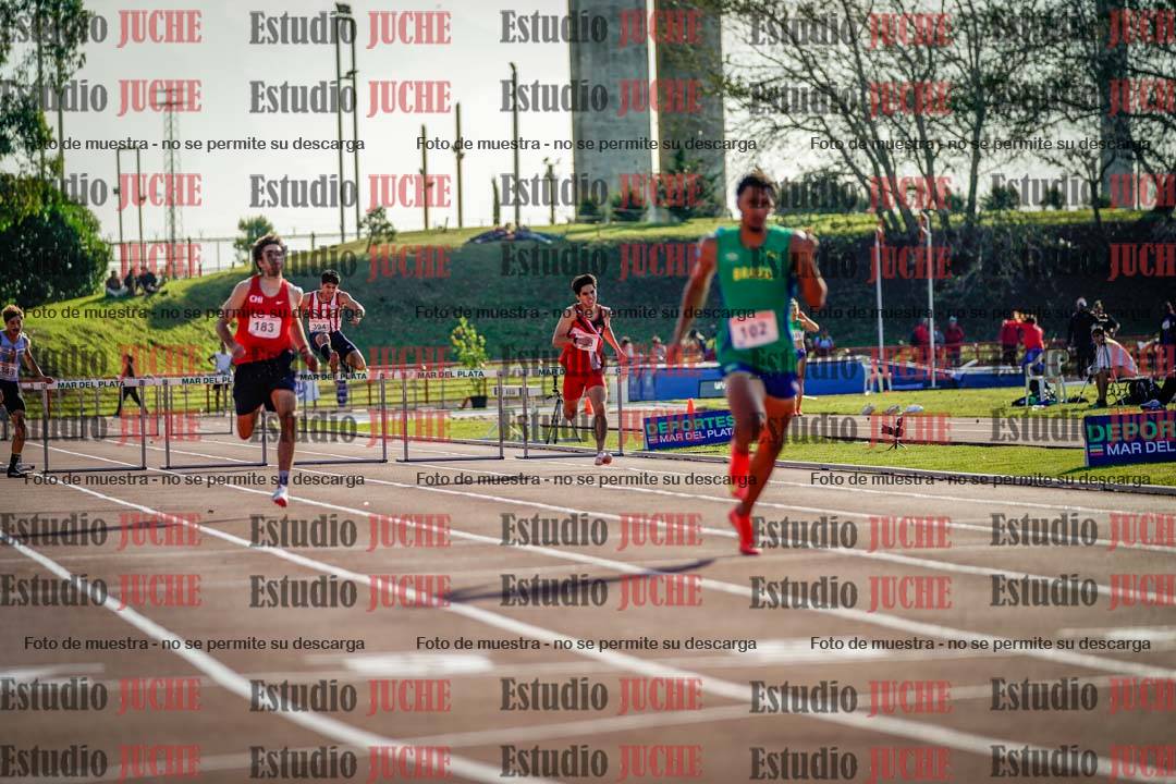 Fotos de los 400 m con vallas de varones