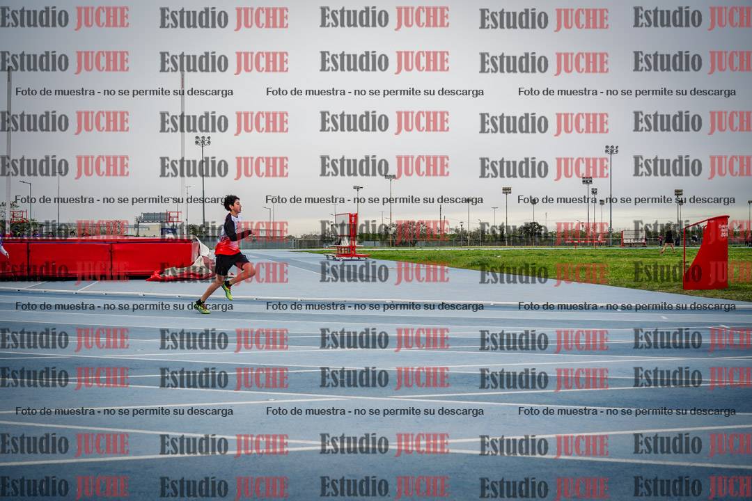 Fotos de los 150 m llanos de varones - U14