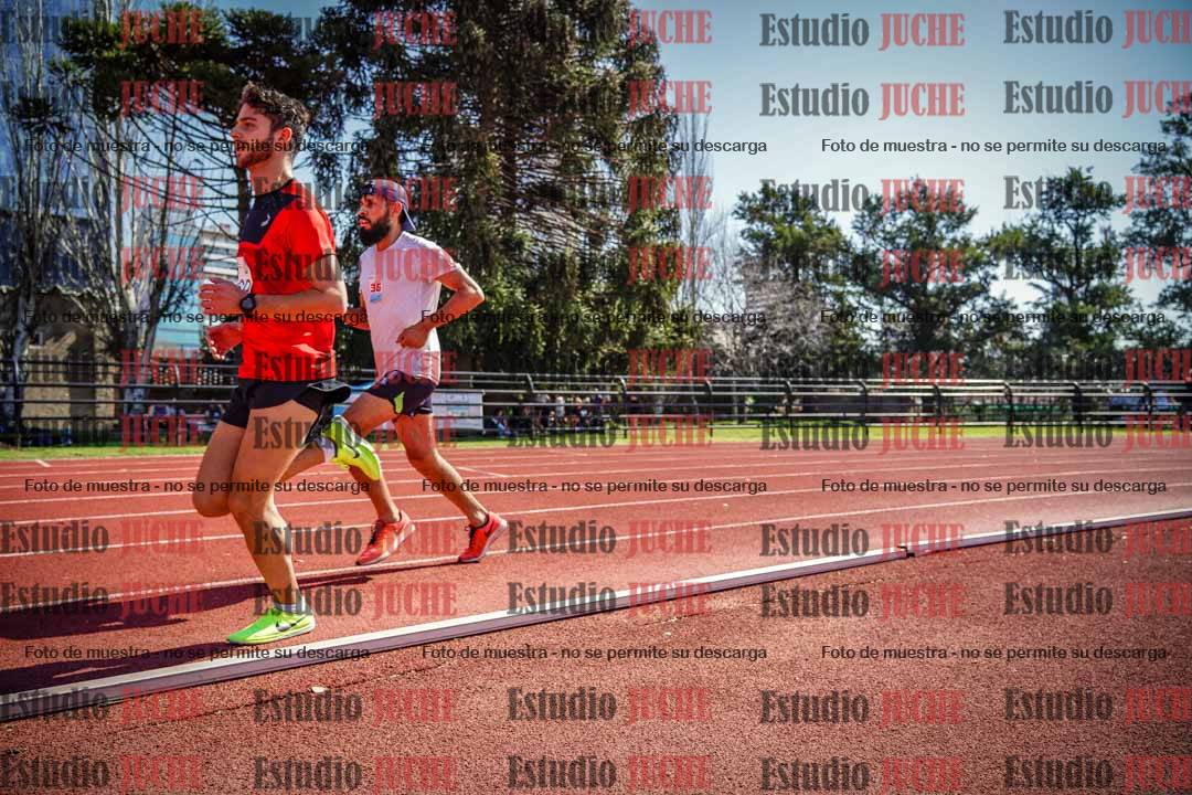 Fotos de los 1500 m llanos de varones