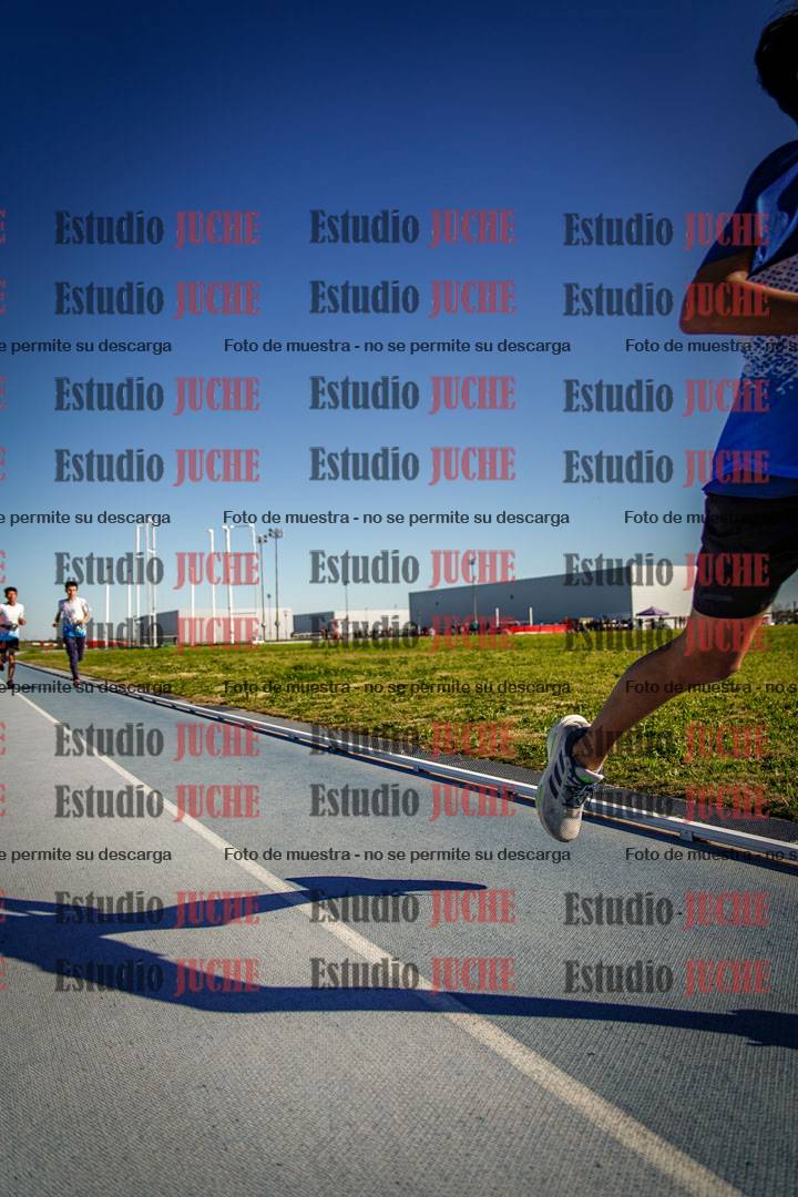 Fotos de los 2000 m llanos de varones