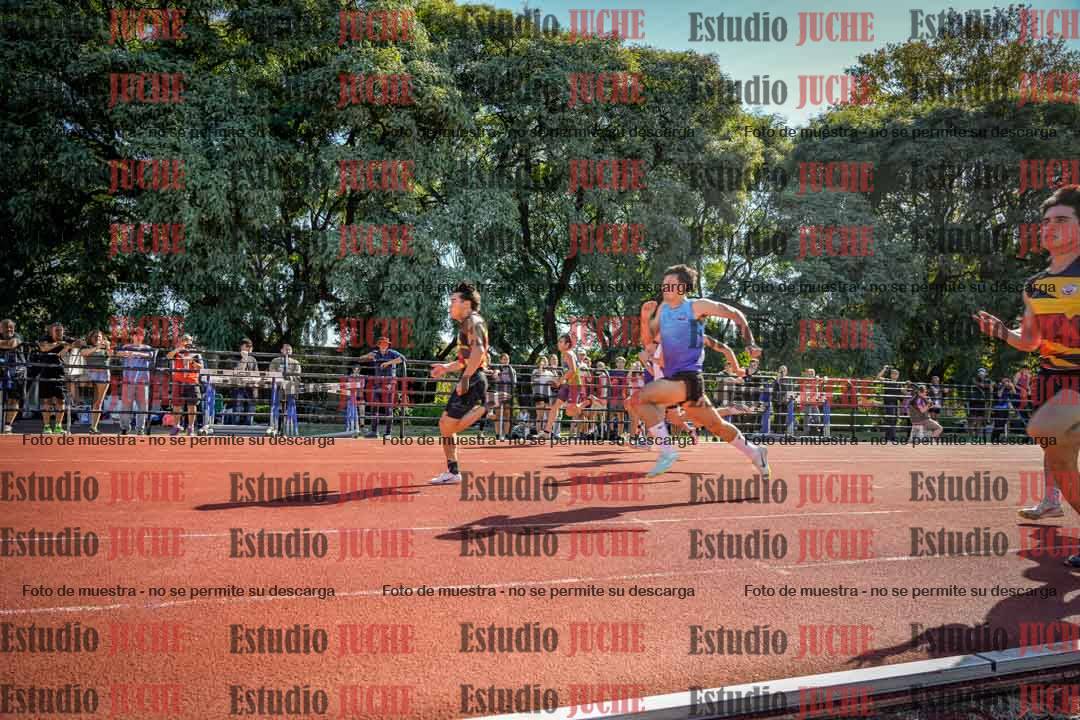 Fotos de los 100 m llanos de varones