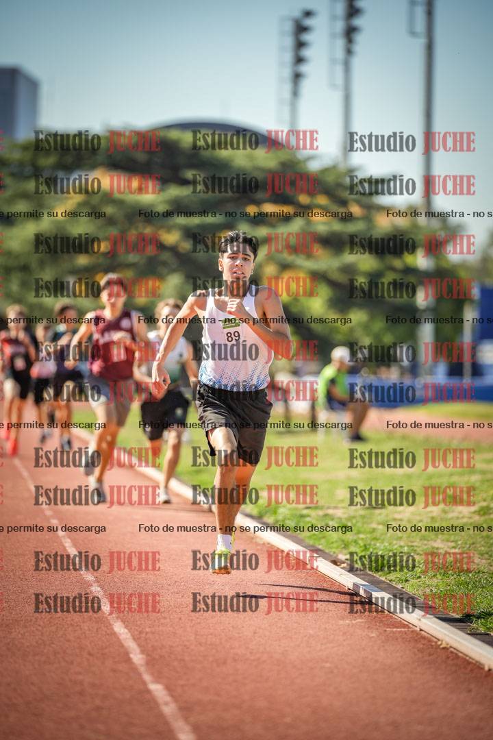 Fotos de los 600 m llanos de varones