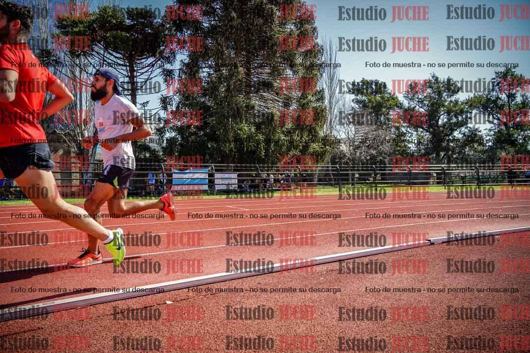 Fotos de los 1500 m llanos de varones