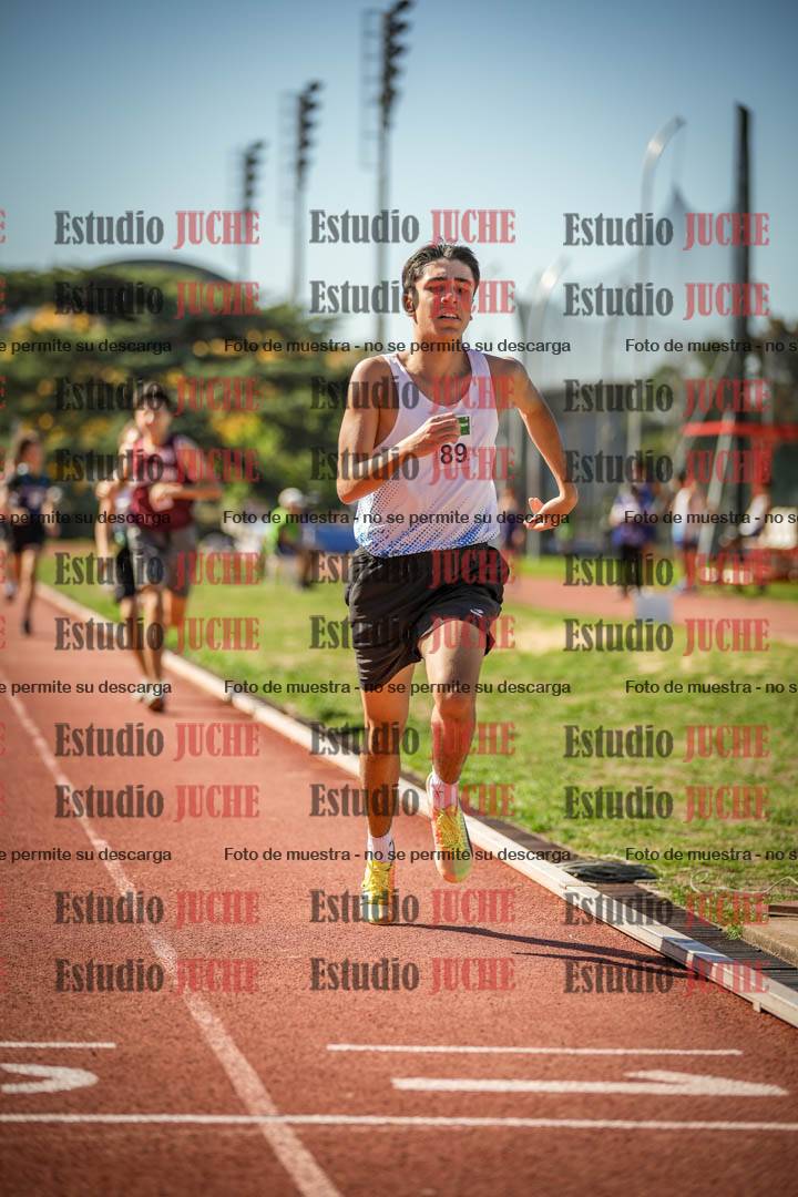 Fotos de los 600 m llanos de varones