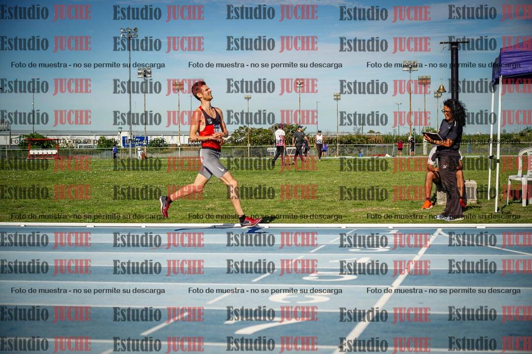 Fotos de los 1500 m llanos de varones