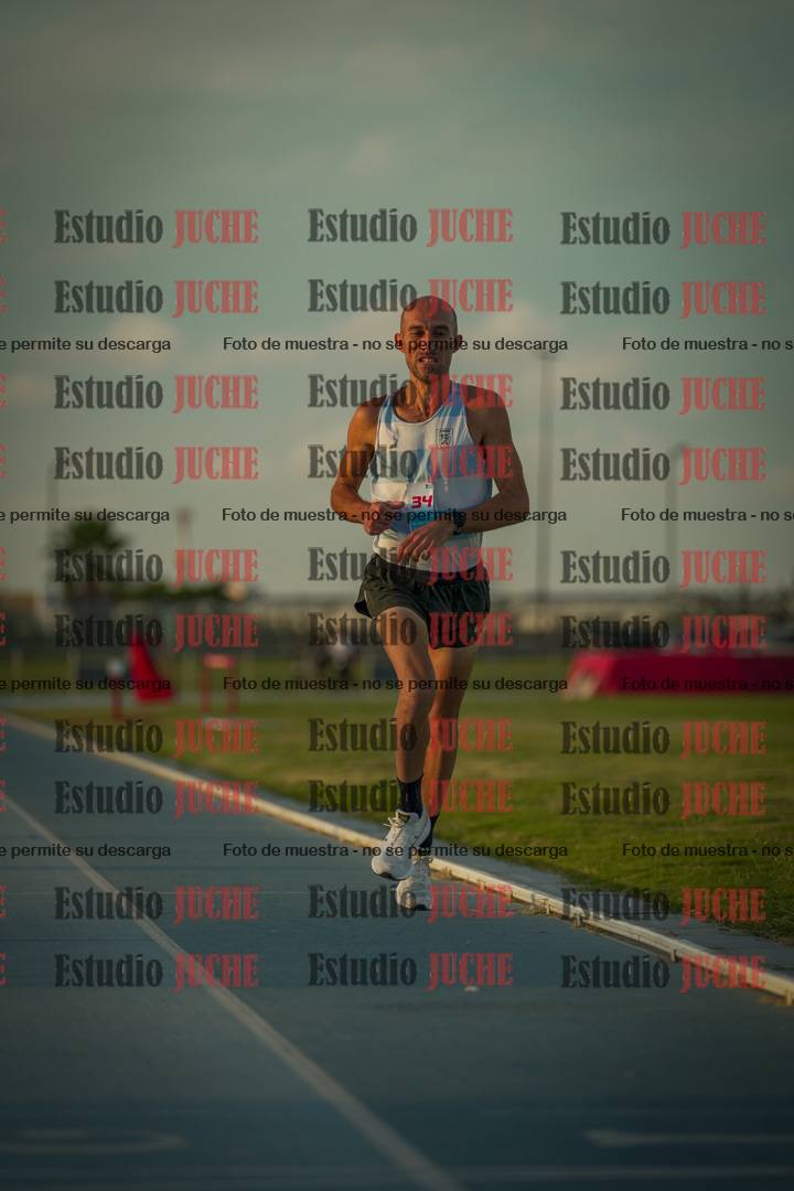 Fotos de los 3000 m llanos de varones