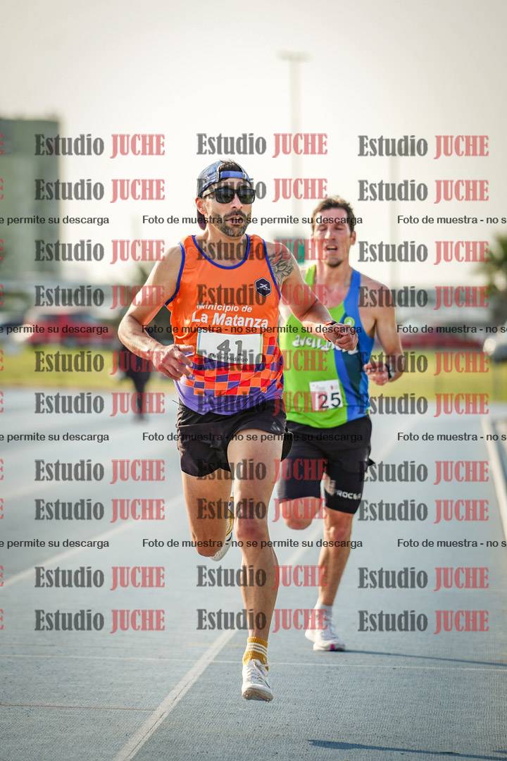 Fotos de los 3000 m llanos de varones