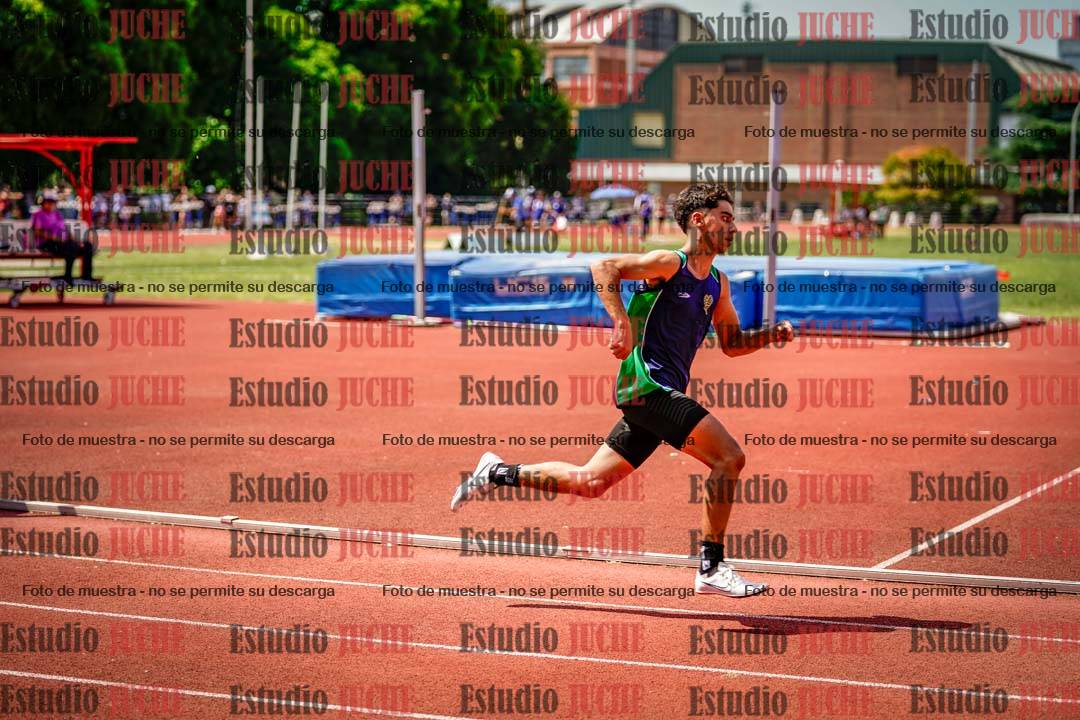 Fotos de los 400 m llanos de varones