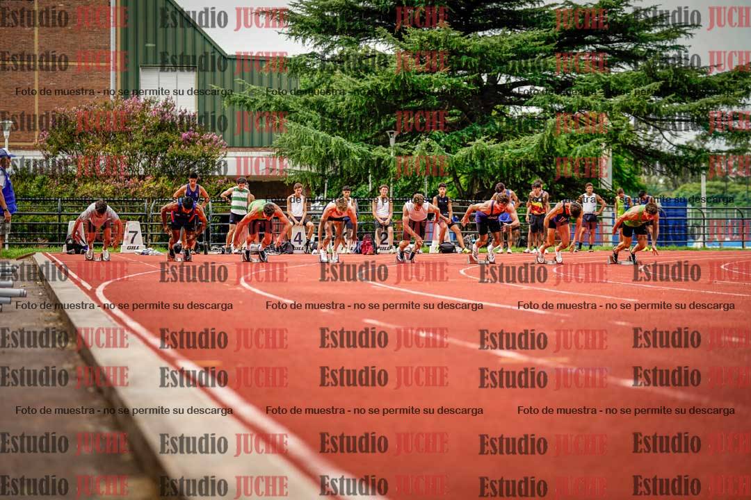 Fotos de los 100 m llanos de varones - FINAL