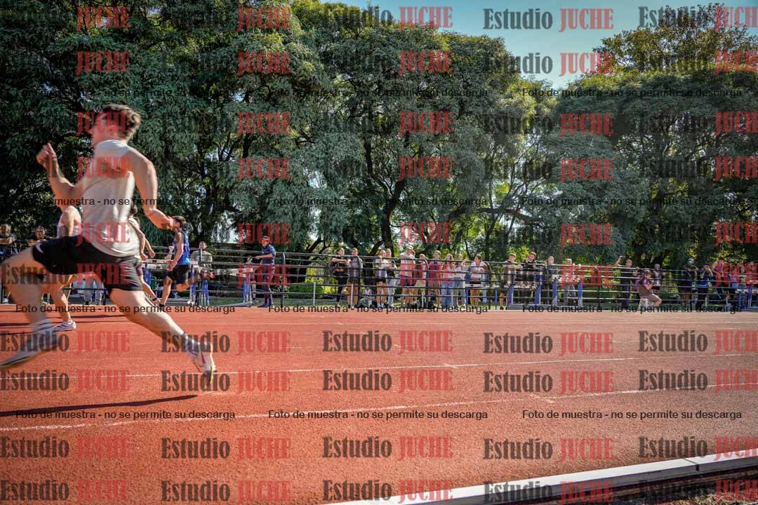Fotos de los 100 m llanos de varones