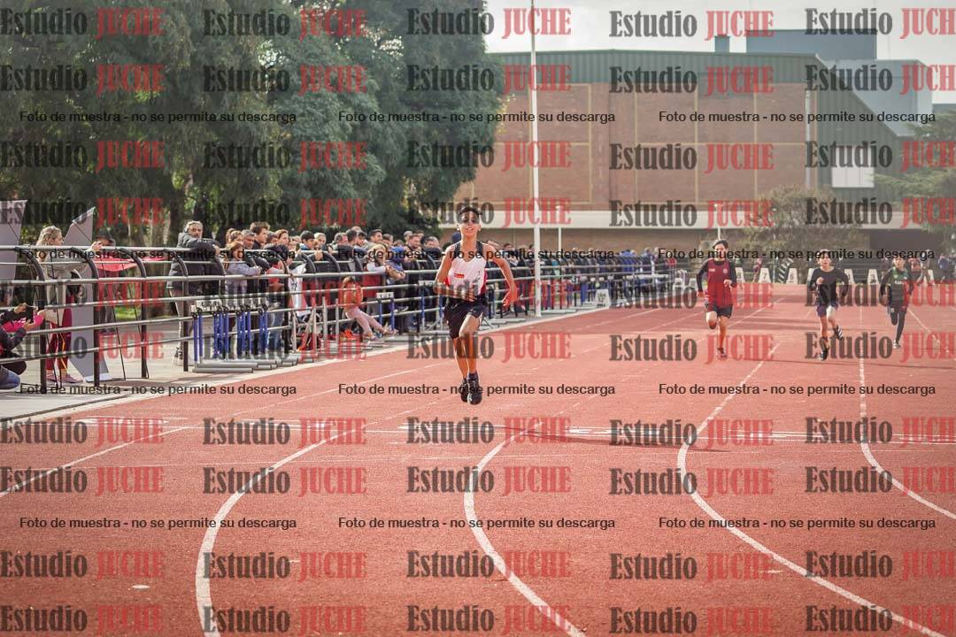 Fotos de los 150 m llanos de varones