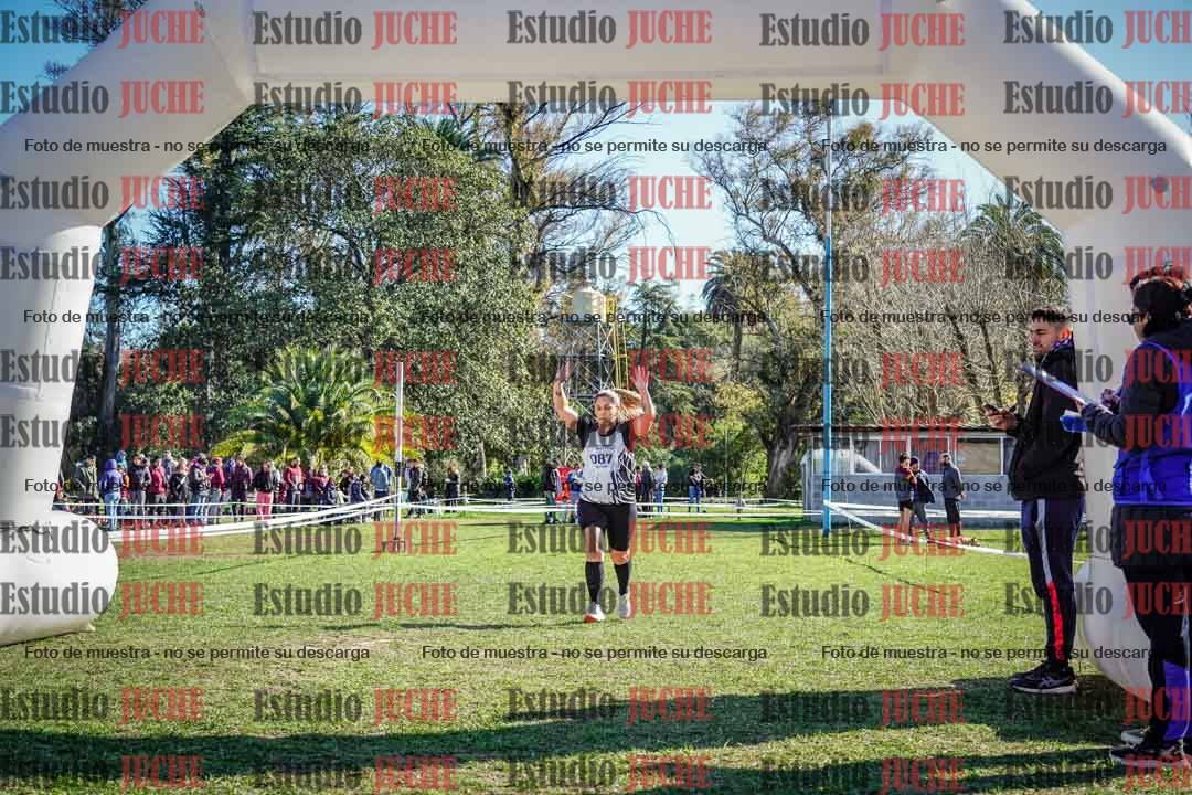 Fotos de la llegada del cross de 6000 m
