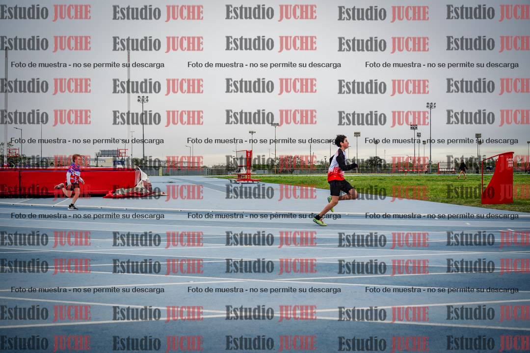 Fotos de los 150 m llanos de varones - U14