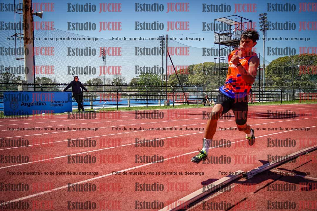 Fotos de los 200 m llanos de varones