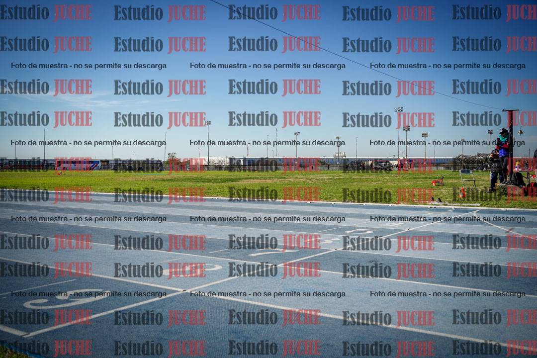 Fotos de los 400 m llanos de varones