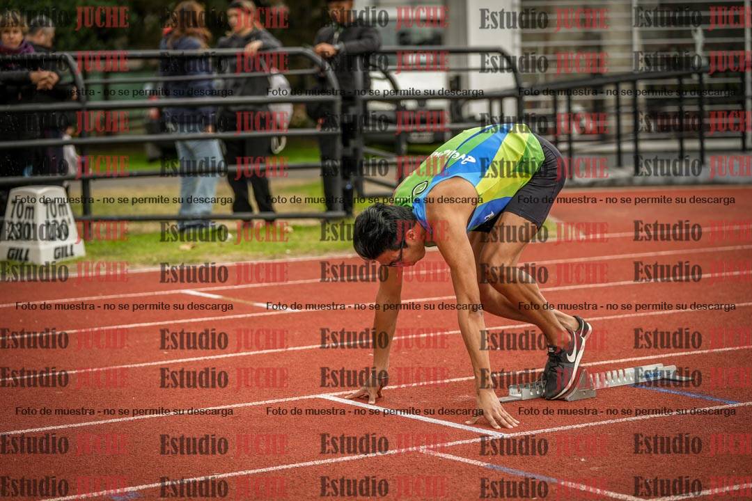 Fotos de los 400 m llanos de varones