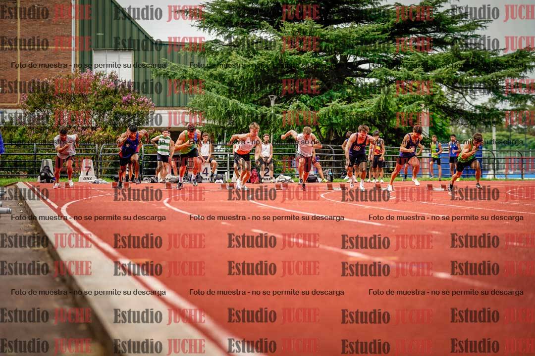 Fotos de los 100 m llanos de varones - FINAL