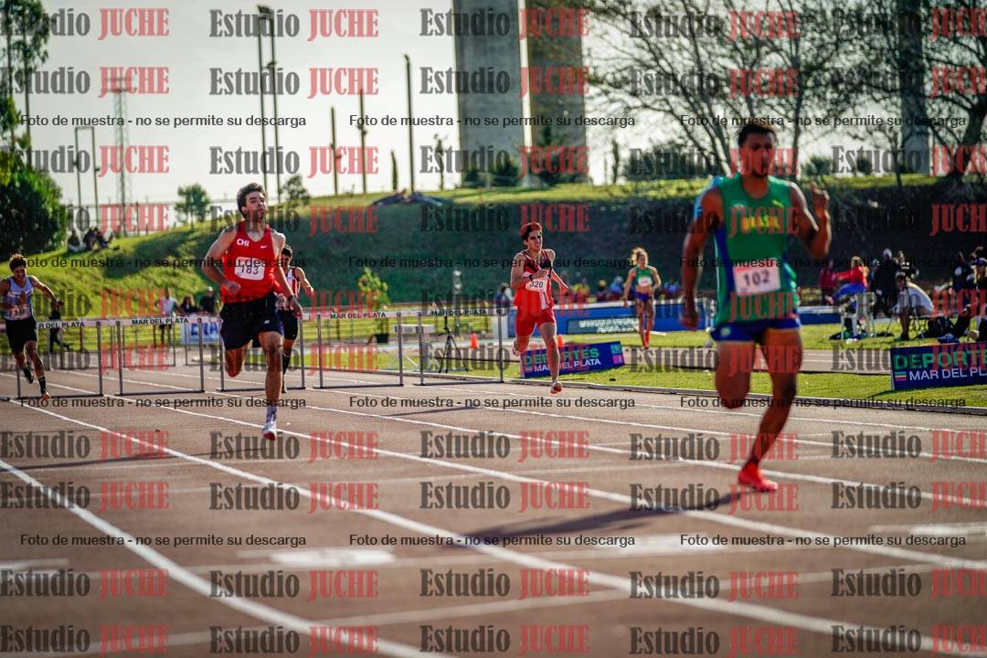 Fotos de los 400 m con vallas de varones