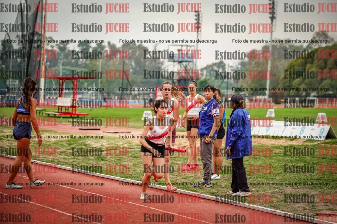 Fotos de las Postas 4x400 m de mujeres