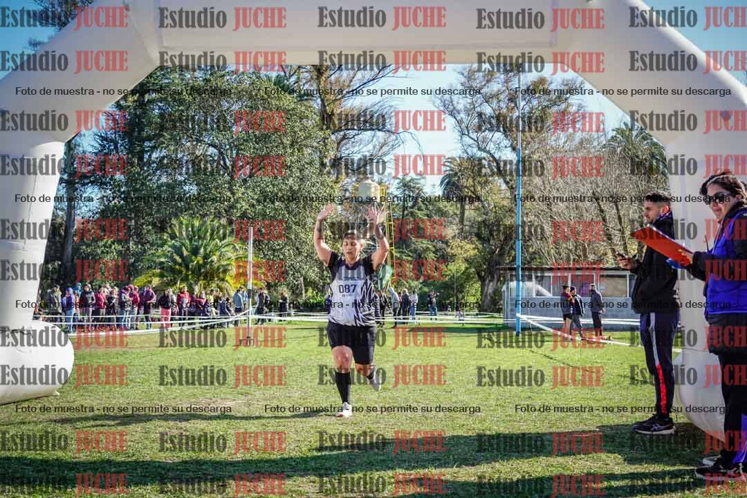 Fotos de la llegada del cross de 6000 m