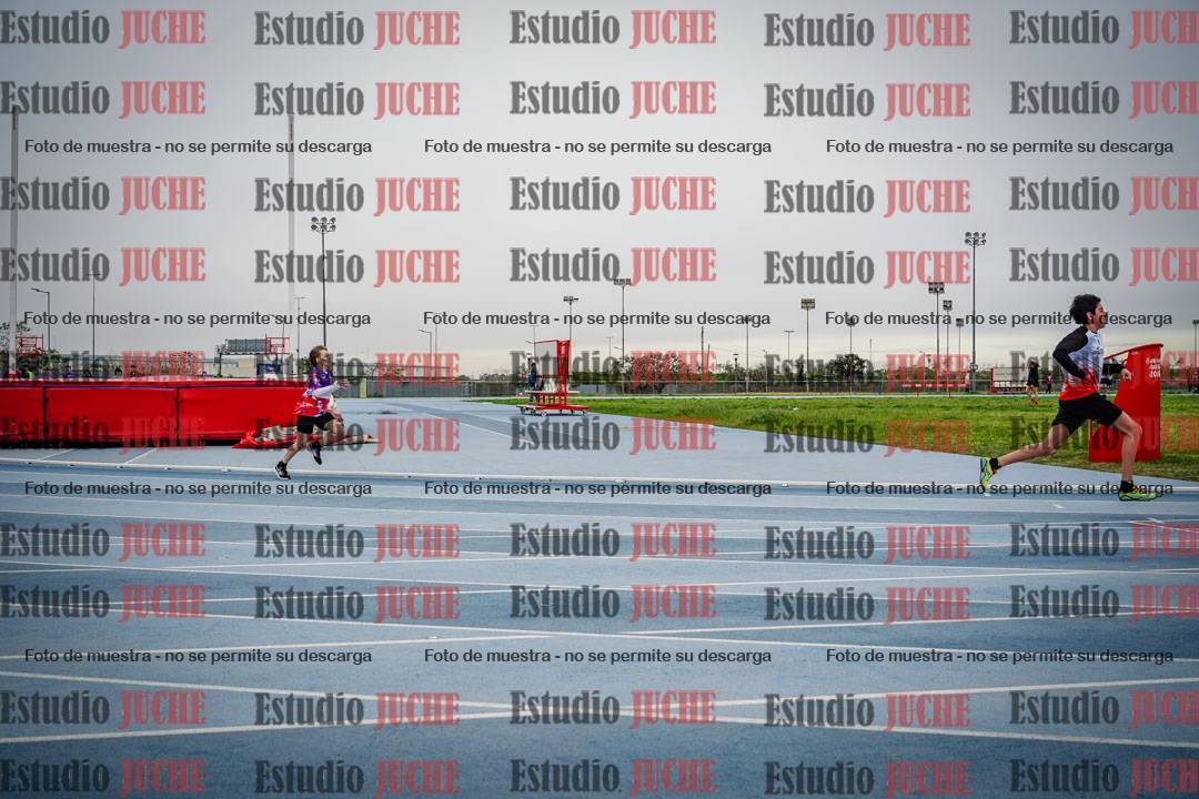 Fotos de los 150 m llanos de varones - U14