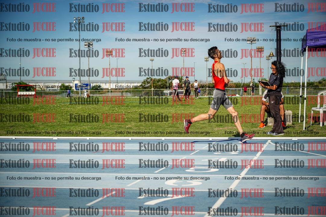 Fotos de los 1500 m llanos de varones