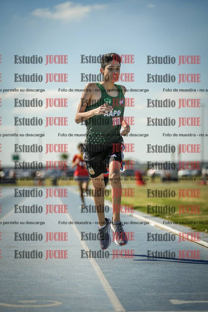 Fotos de los 600 m llanos de varones