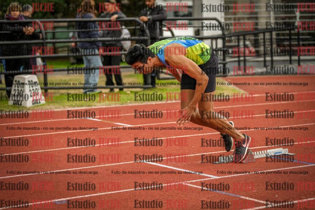 Fotos de los 400 m llanos de varones