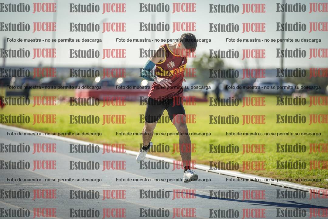 Fotos de los 400 m llanos de varones