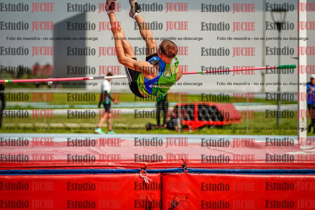 Fotos del salto en alto de varones