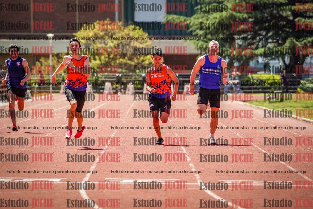 Fotos de los 200 m llanos de varones