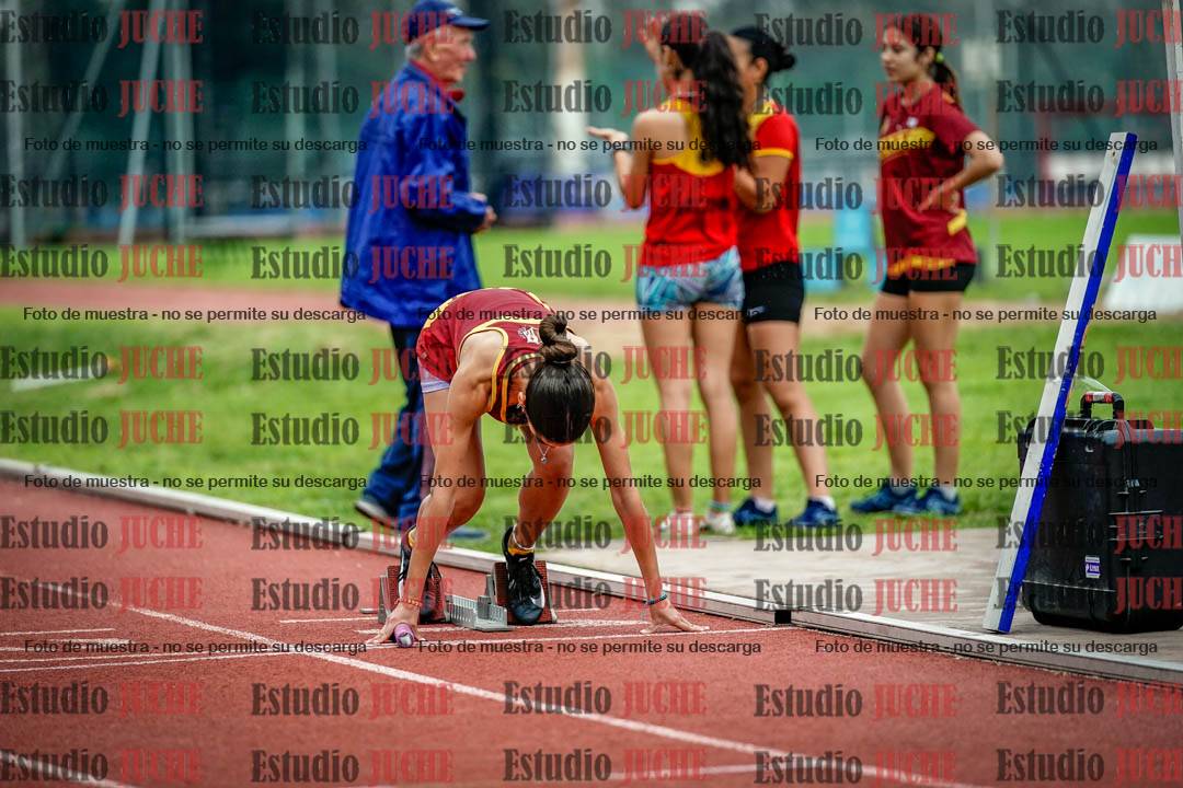Fotos de las postas 8x200 m mixtas