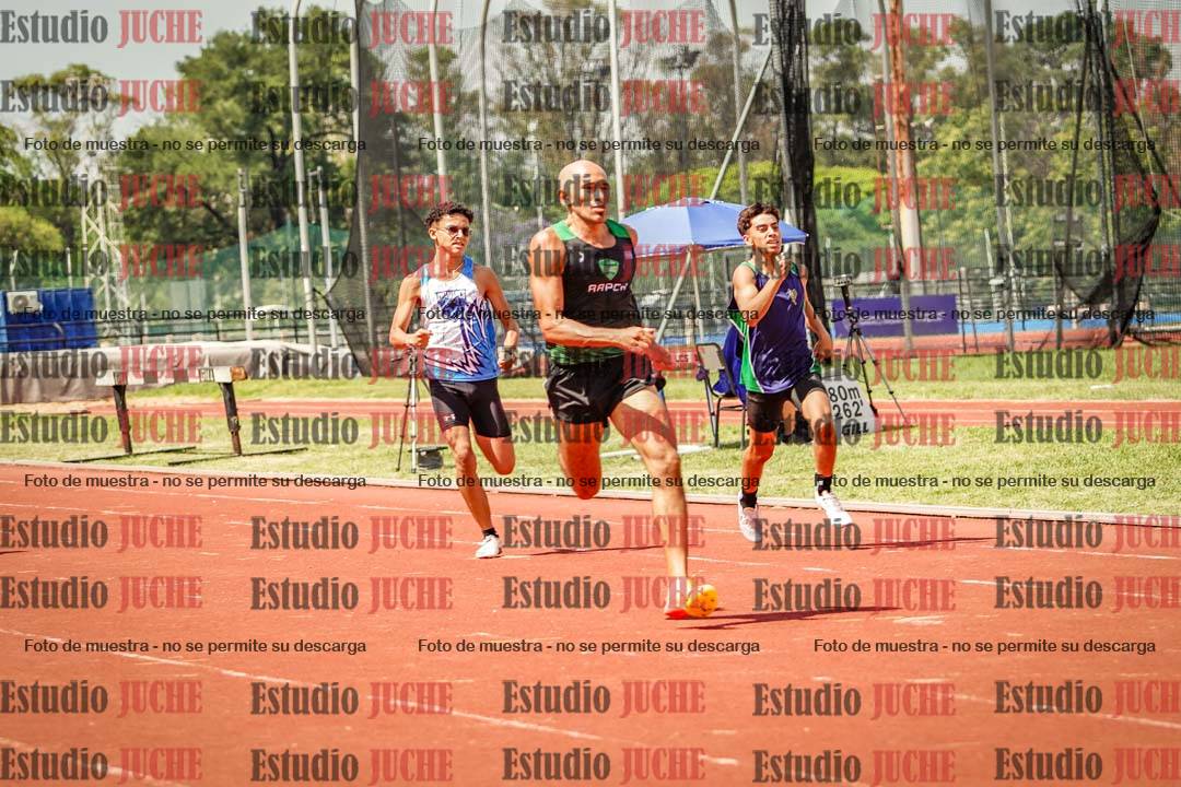 Fotos de los 400 m llanos de varones