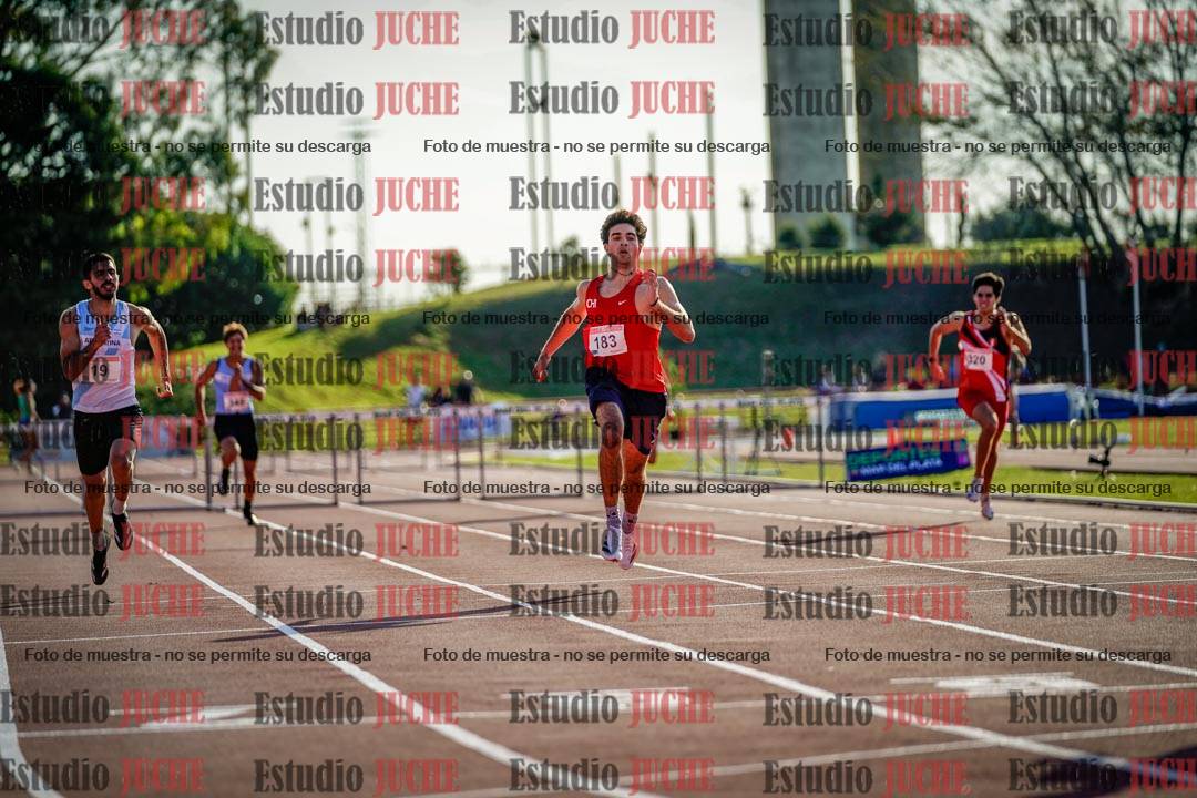 Fotos de los 400 m con vallas de varones