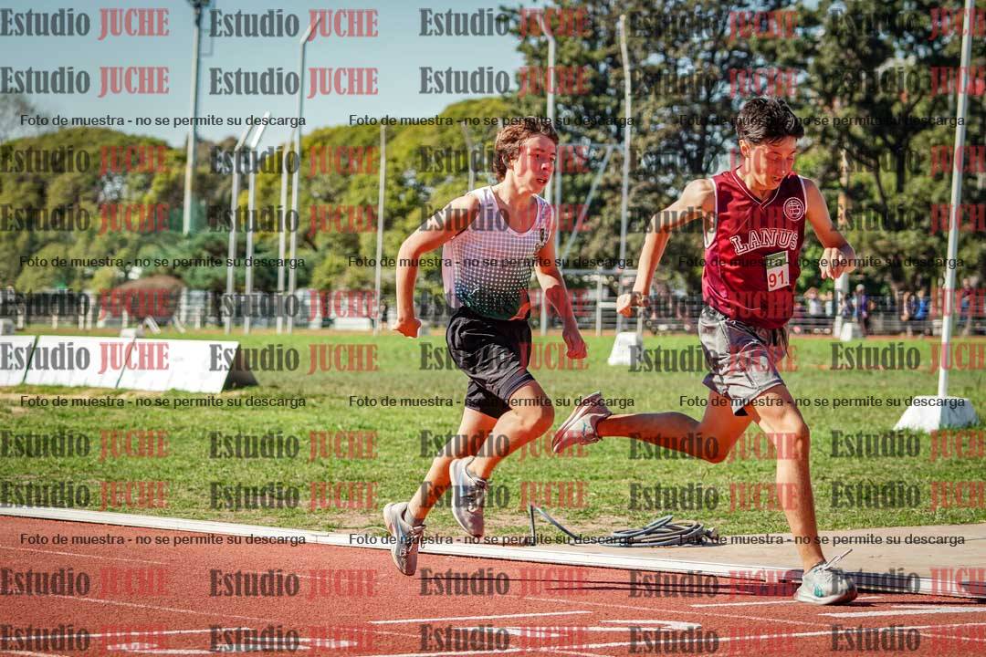 Fotos de los 600 m llanos de varones