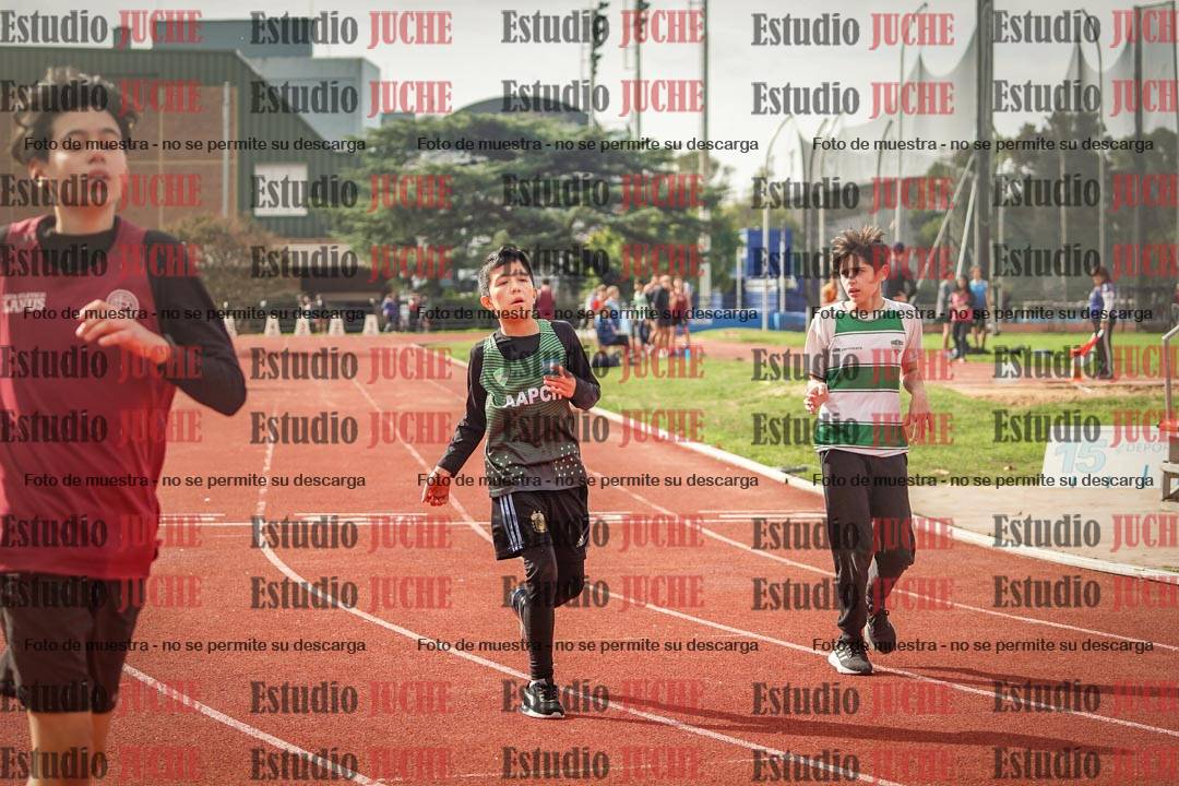 Fotos de los 150 m llanos de varones