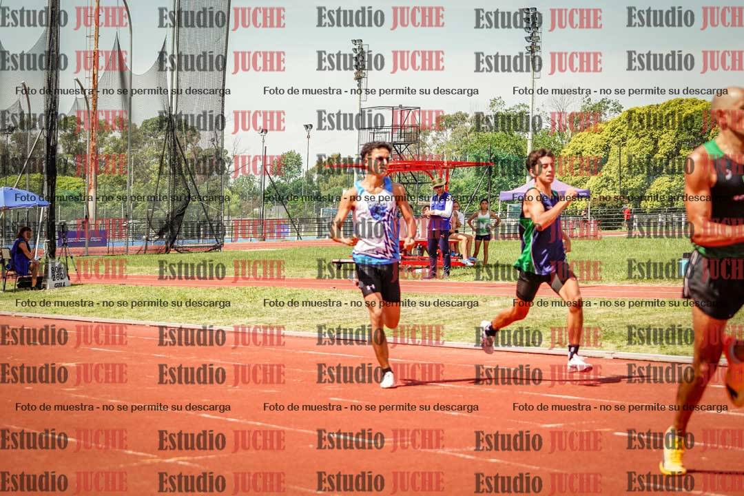 Fotos de los 400 m llanos de varones
