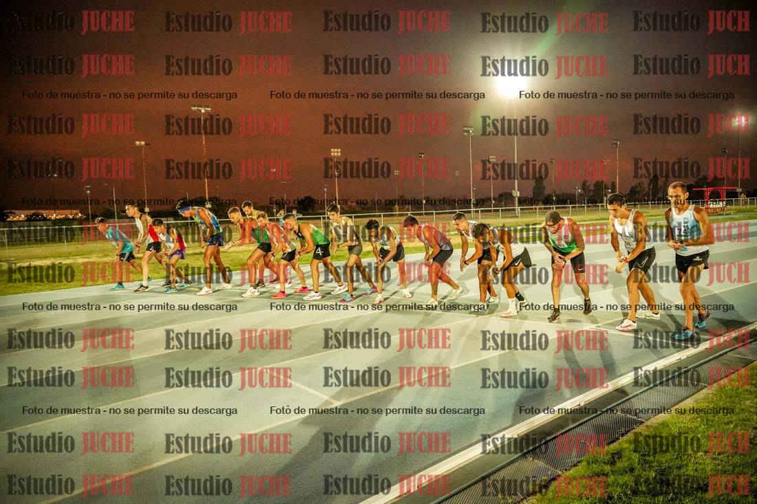 Fotos de los 3000 m llanos de varones