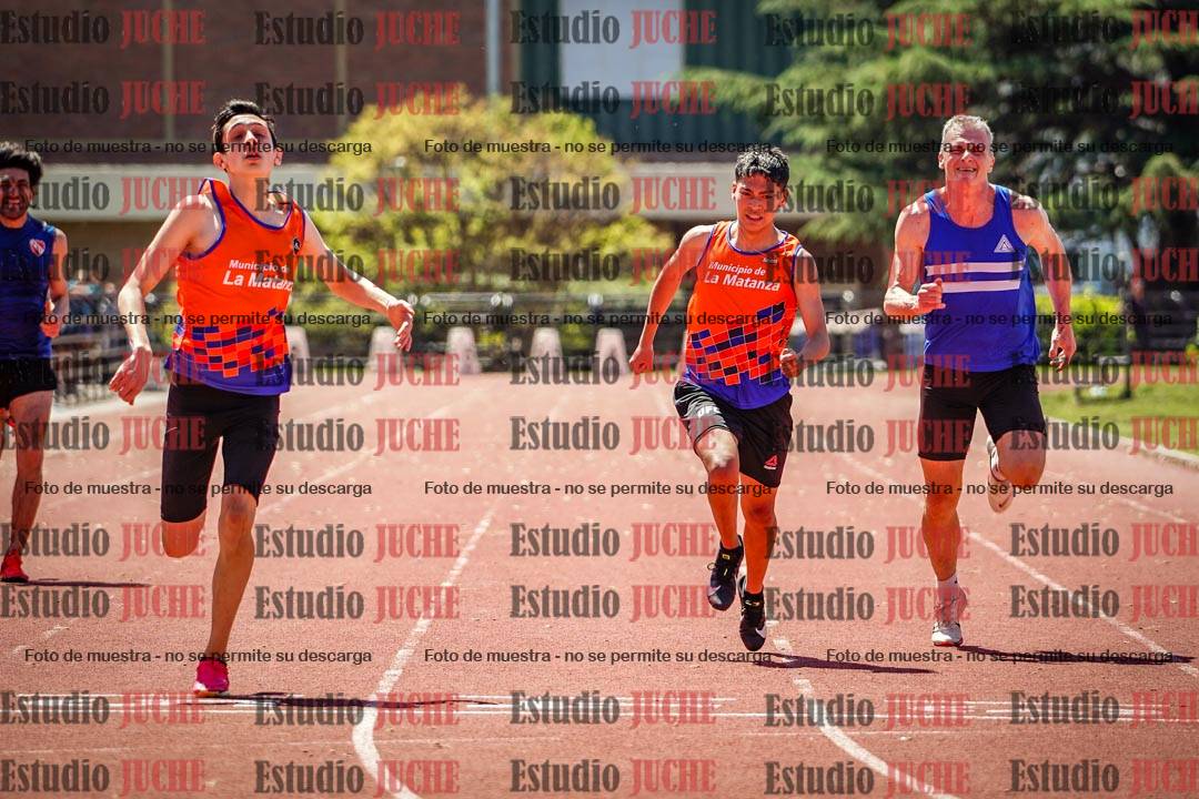 Fotos de los 200 m llanos de varones