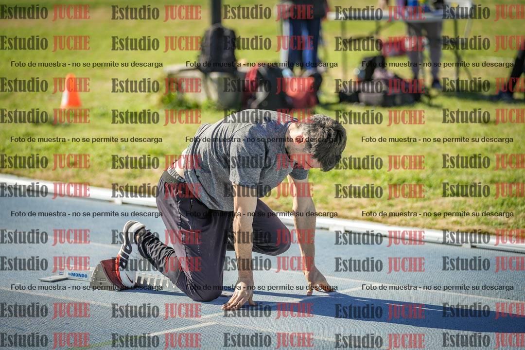 Fotos de los 400 m llanos de varones